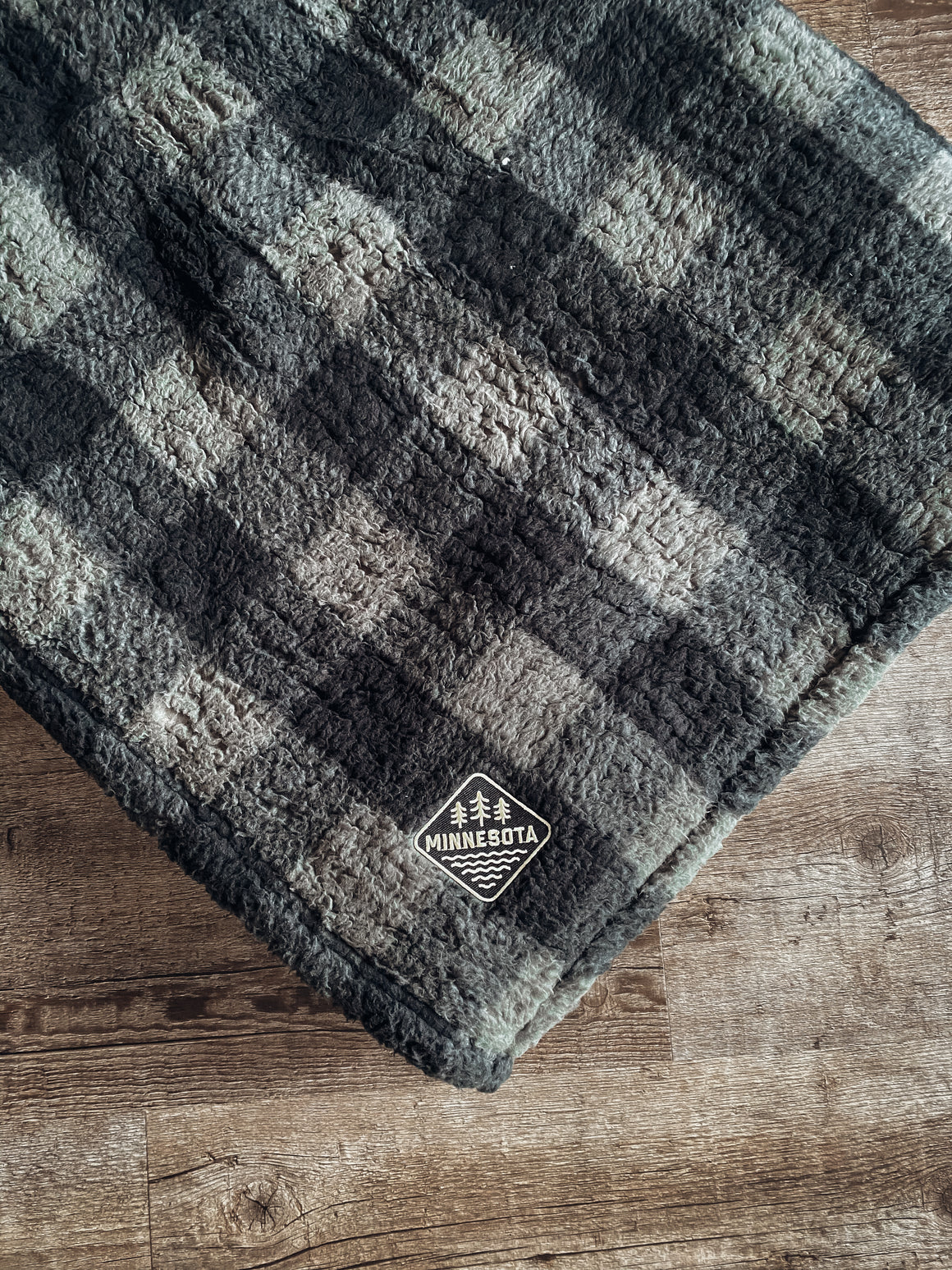 Tamarack Sherpa Blanket - Northern Print Co.